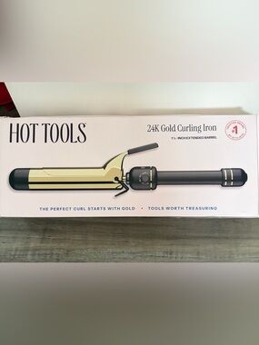 Hot Tools 24K Gold 1 1-2” Extended Barrel Curling Iron - auto shut off